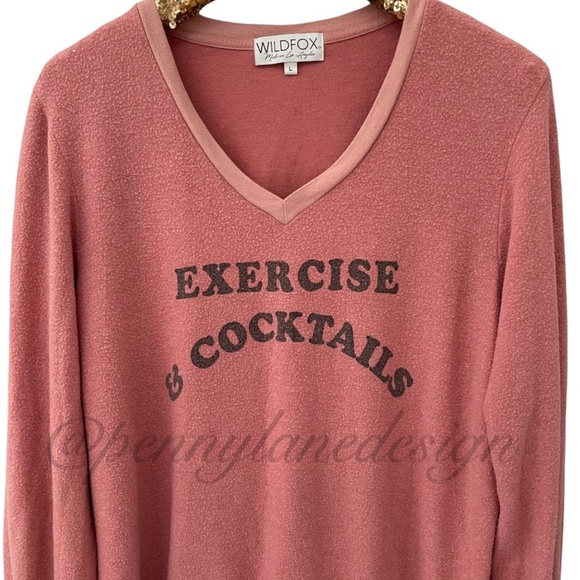WIldfox Exercise & Cocktails V-Neck Sweater Baggy Beach Jumper - Picture 2 of 5